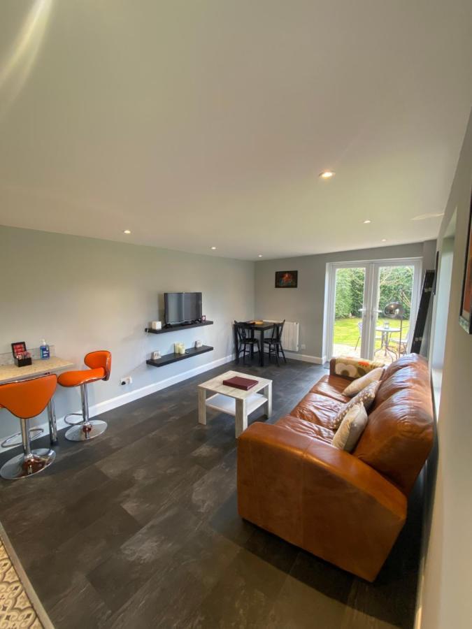 Villa Anjalea à New Milton Extérieur photo